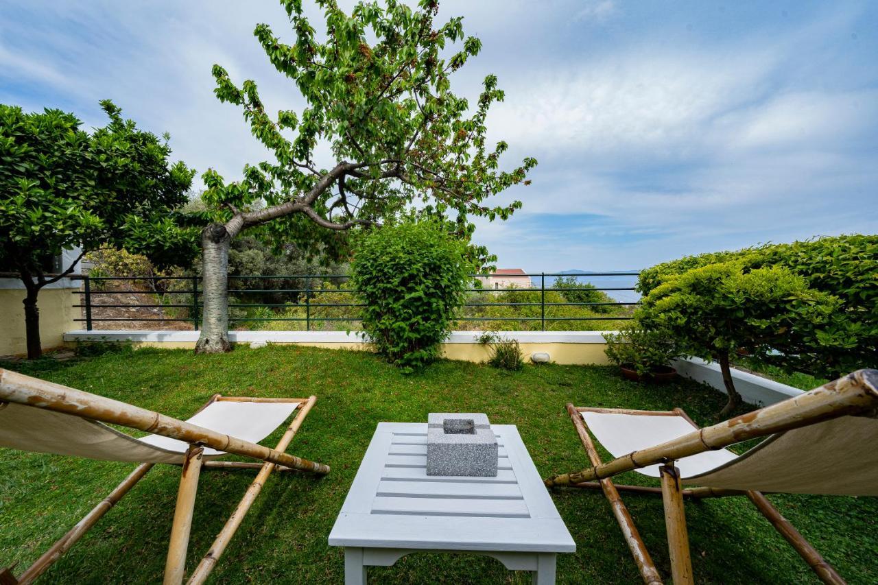 Sea Path Apartment PalaiónTsiflíkion Zewnętrze zdjęcie