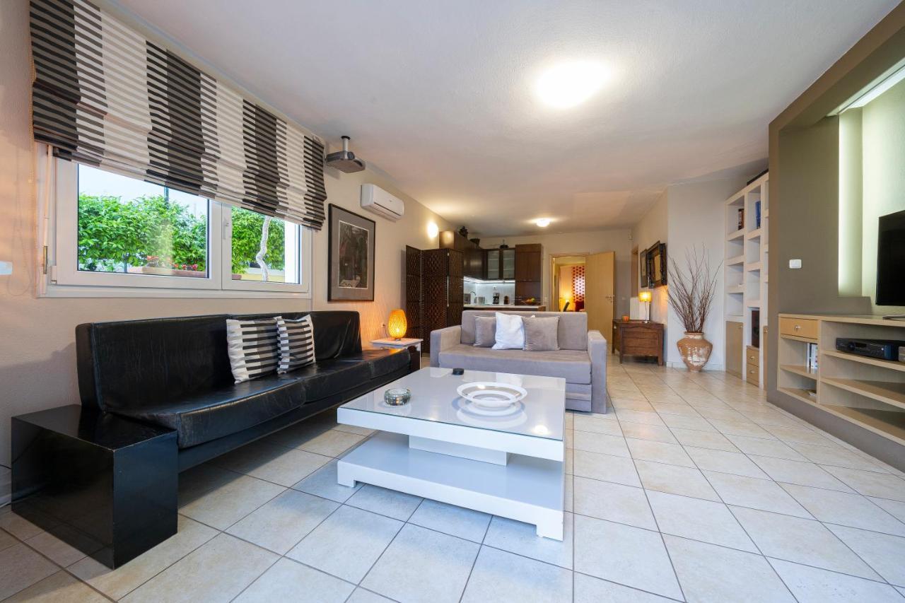 Sea Path Apartment PalaiónTsiflíkion Zewnętrze zdjęcie