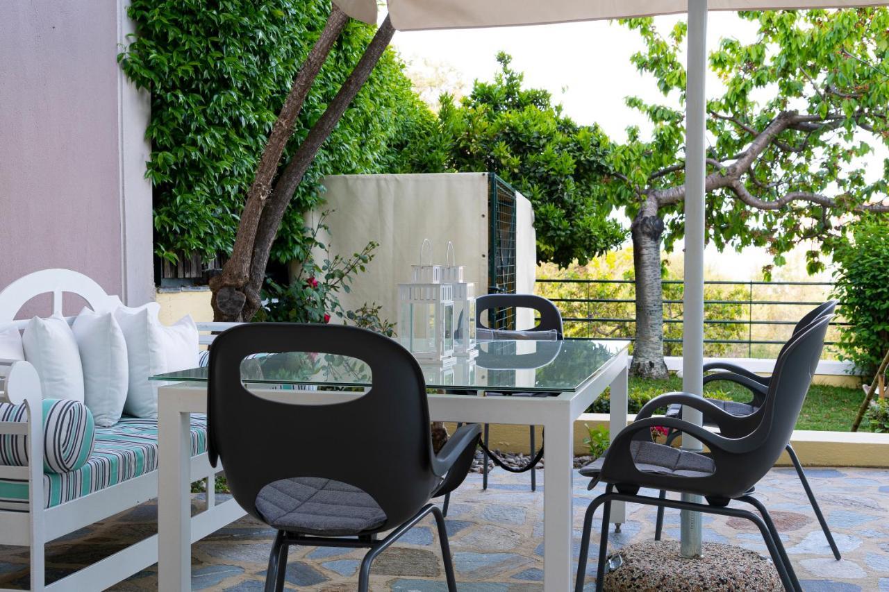 Sea Path Apartment PalaiónTsiflíkion Zewnętrze zdjęcie