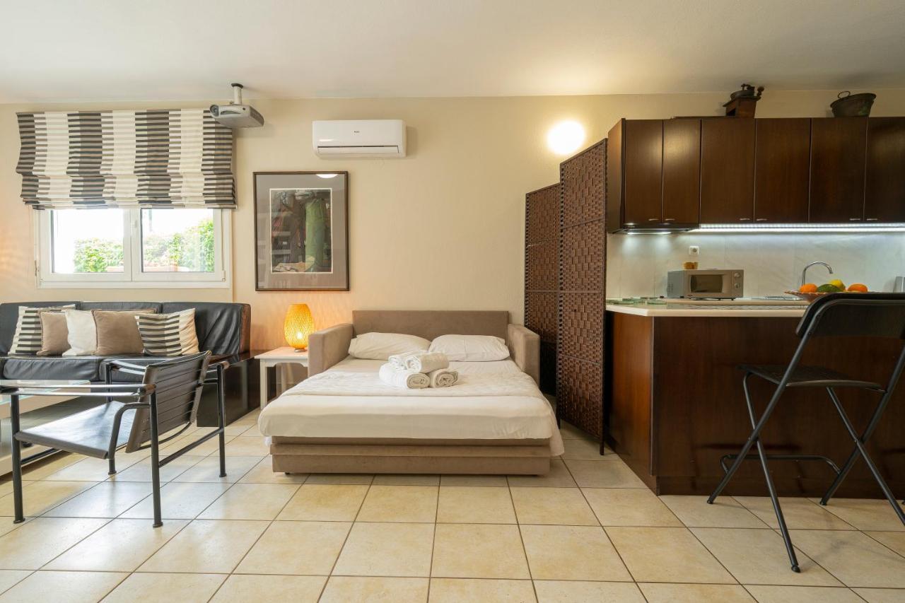 Sea Path Apartment PalaiónTsiflíkion Zewnętrze zdjęcie